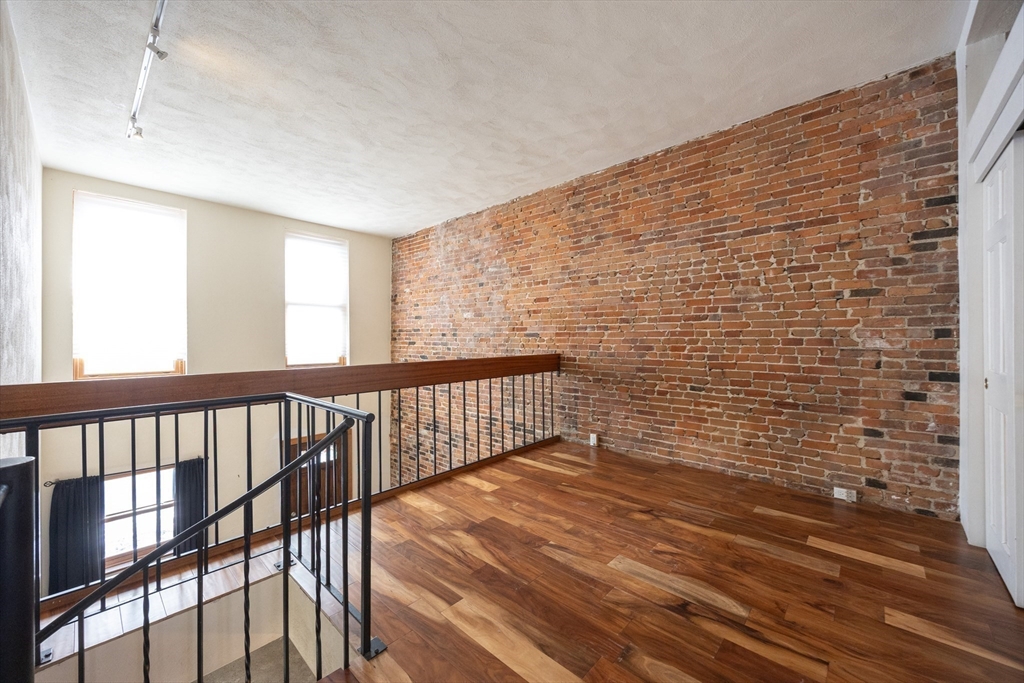 20 Beacon Street, Unit 2 Chelsea, MA 02150 - Photo 20 of 40 a view of a balcony