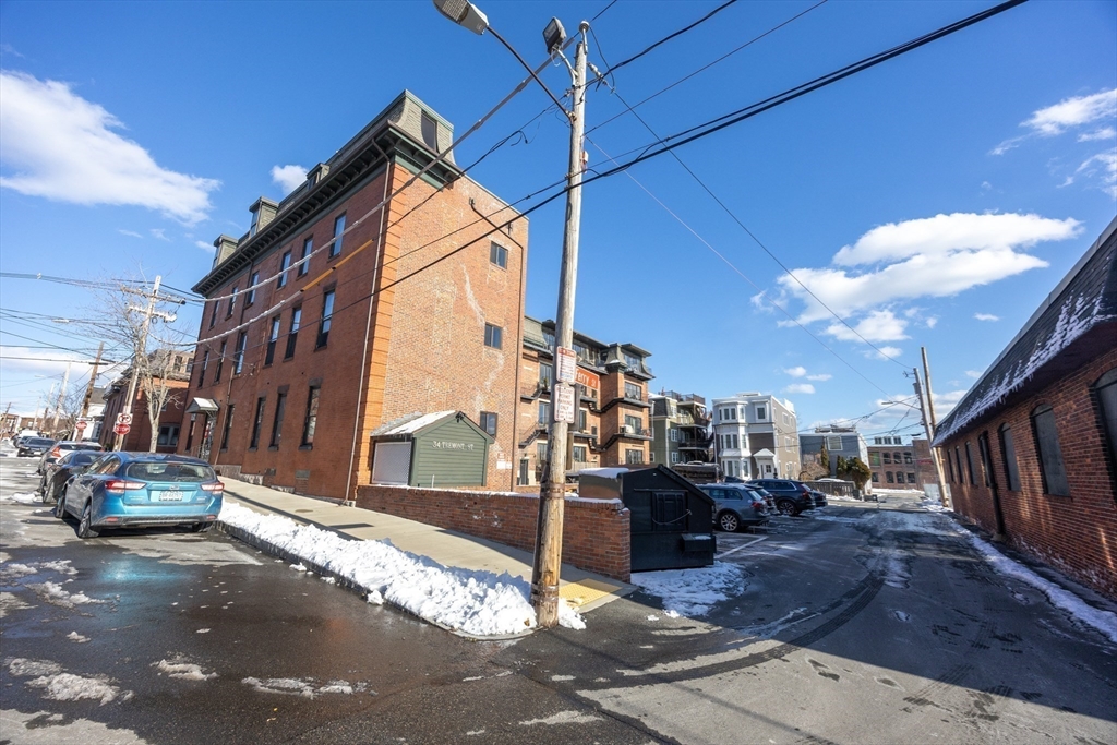 20 Beacon Street, Unit 2 Chelsea, MA 02150 - Photo 36 of 40 a view of parking