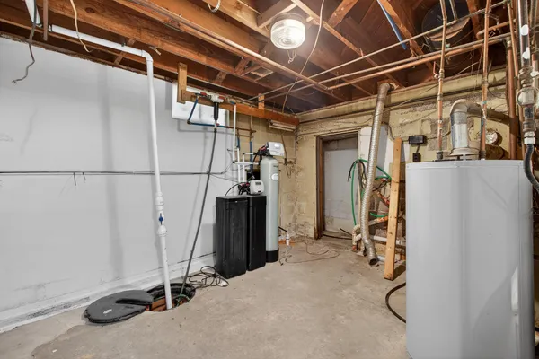 $226,000 | 329 East Main Street, Spring Arbor, MI 49283