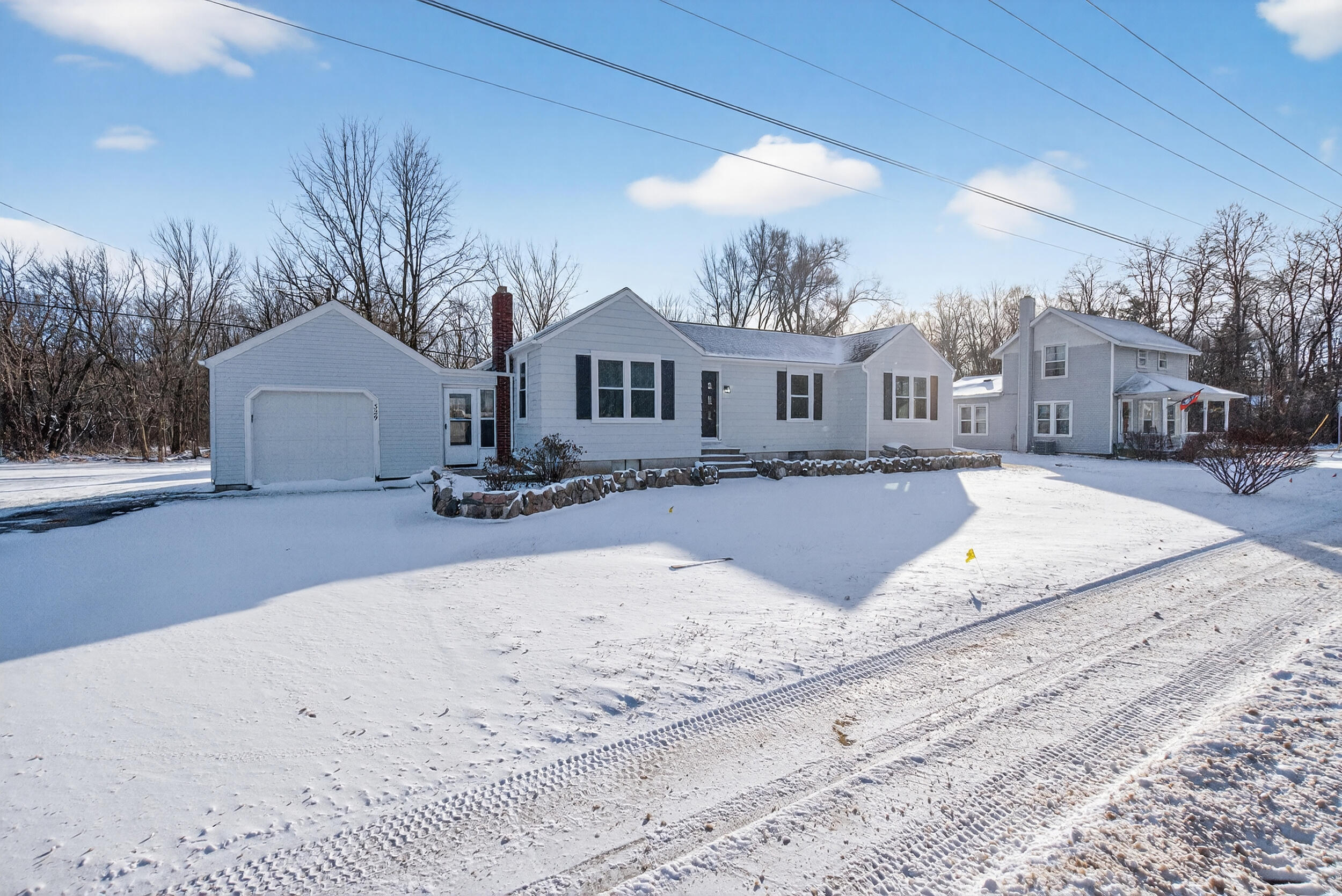 329 East Main Street Spring Arbor, MI 49283 - Photo 5 of 60 329 E Main St, Spring Arbor, MI 49283