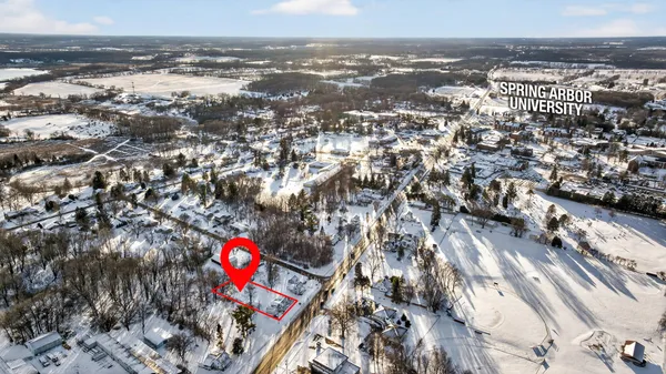 $226,000 | 329 East Main Street, Spring Arbor, MI 49283