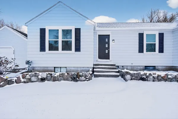 $226,000 | 329 East Main Street, Spring Arbor, MI 49283