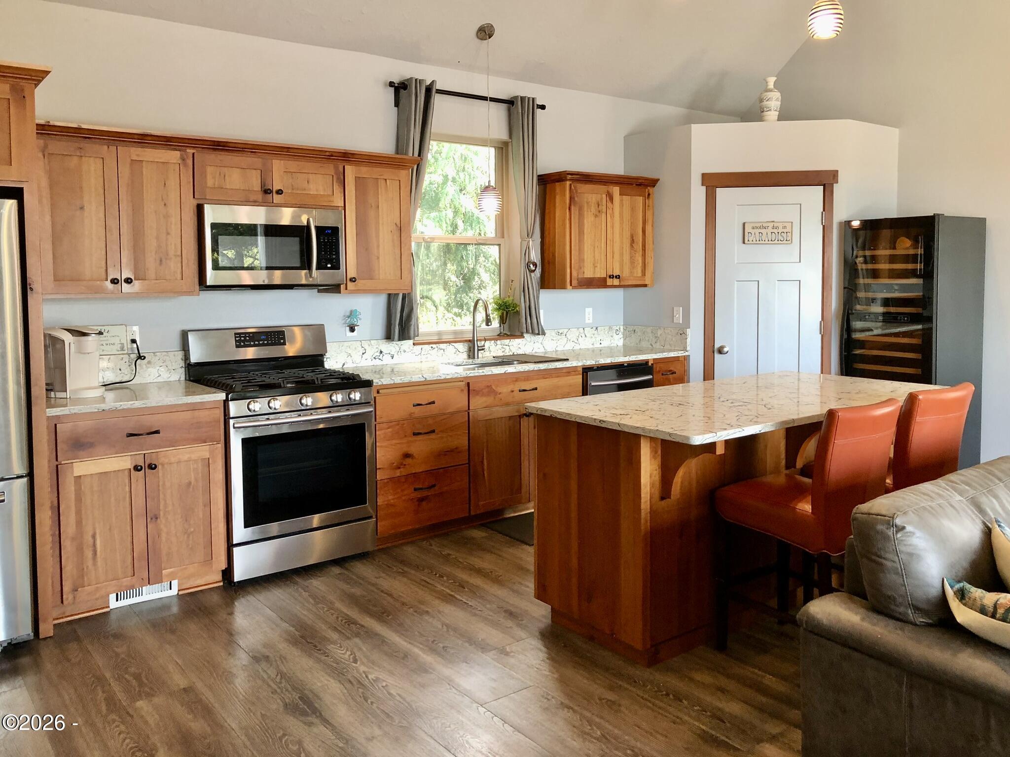 15 Shell Street Yachats, OR 97498 - Photo 26 of 77 Kitchen