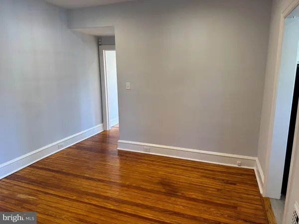 $1,900 | 237 South Atlantic Avenue, Unit A, Haddonfield, NJ 08033