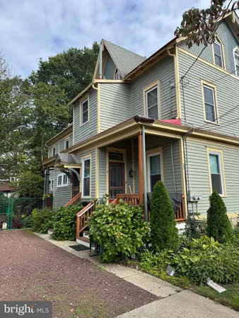 $1,900 | 237 South Atlantic Avenue, Unit A, Haddonfield, NJ 08033