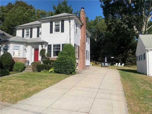 $584,900 | 31 Elmcrest Avenue, Providence, RI 02908