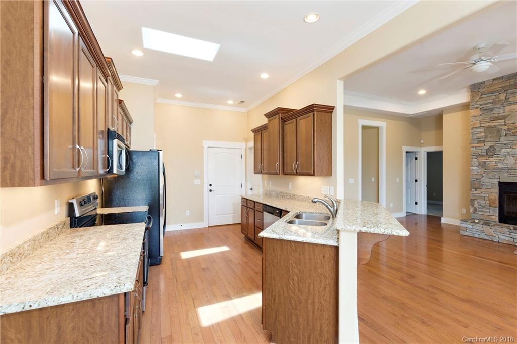 29 Dreambird Road, Unit 92 Leicester, NC 28748 - Photo 14 of 27 Gallery Image 14