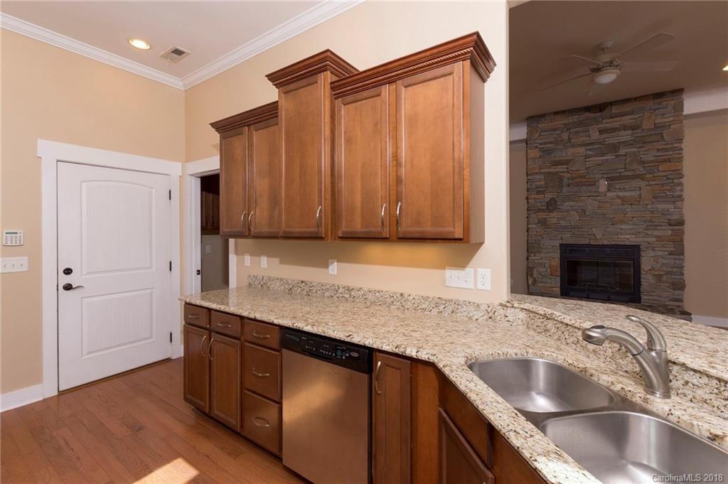 29 Dreambird Road, Unit 92 Leicester, NC 28748 - Photo 16 of 27 Gallery Image 16