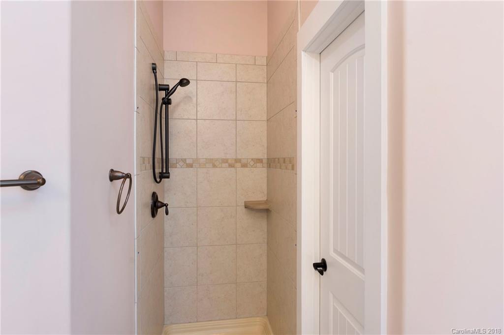 29 Dreambird Road, Unit 92 Leicester, NC 28748 - Photo 7 of 27 Gallery Image 7