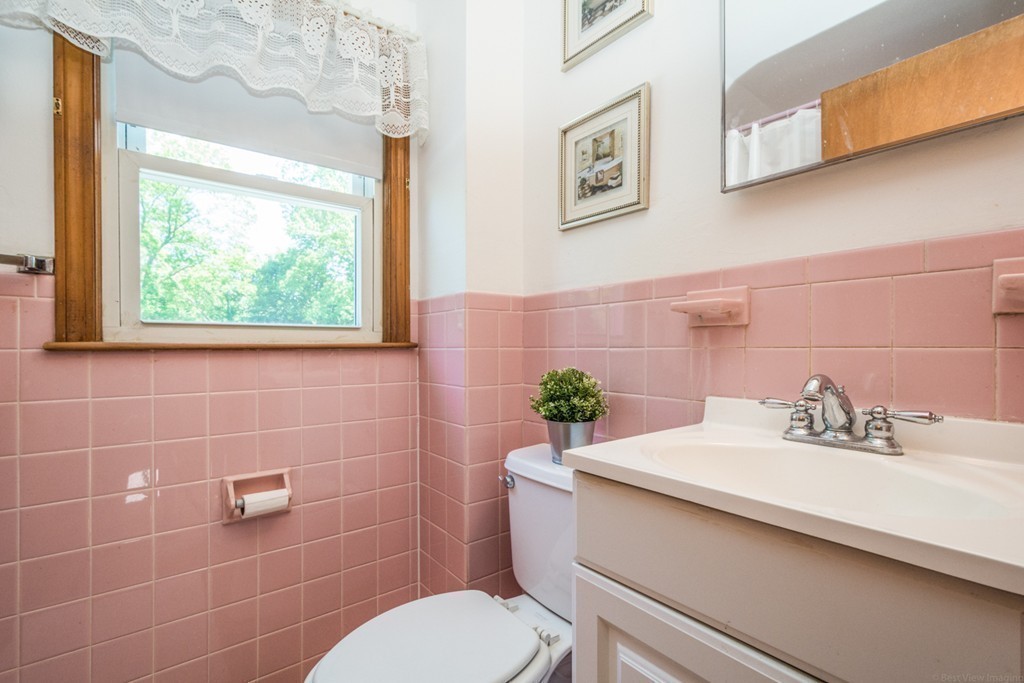 11 Bower Road Braintree, MA 02184 - Photo 15 of 23 Gallery Image 15