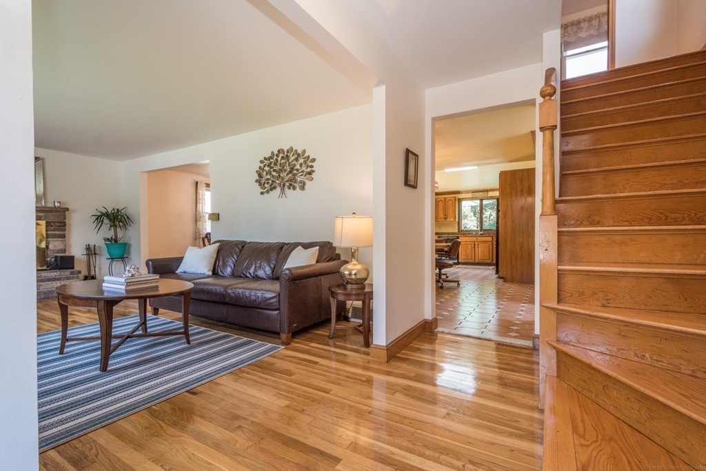 11 Bower Road Braintree, MA 02184 - Photo 3 of 23 Gallery Image 3