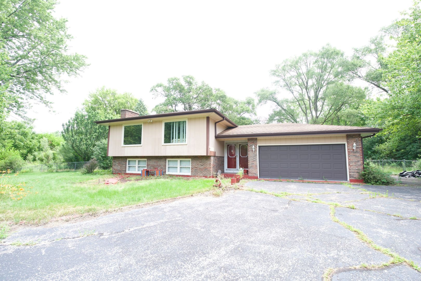 3914 Raycraft Road Woodstock, IL 60098 - Photo 1 of 24 Gallery Image 1