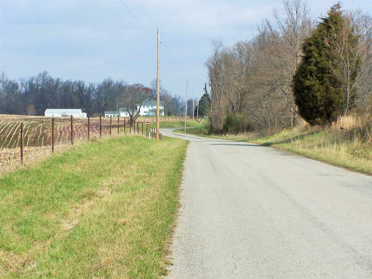 450 North E Road Princeton, IN 47670 - Photo 3 of 5 Gallery Image 3