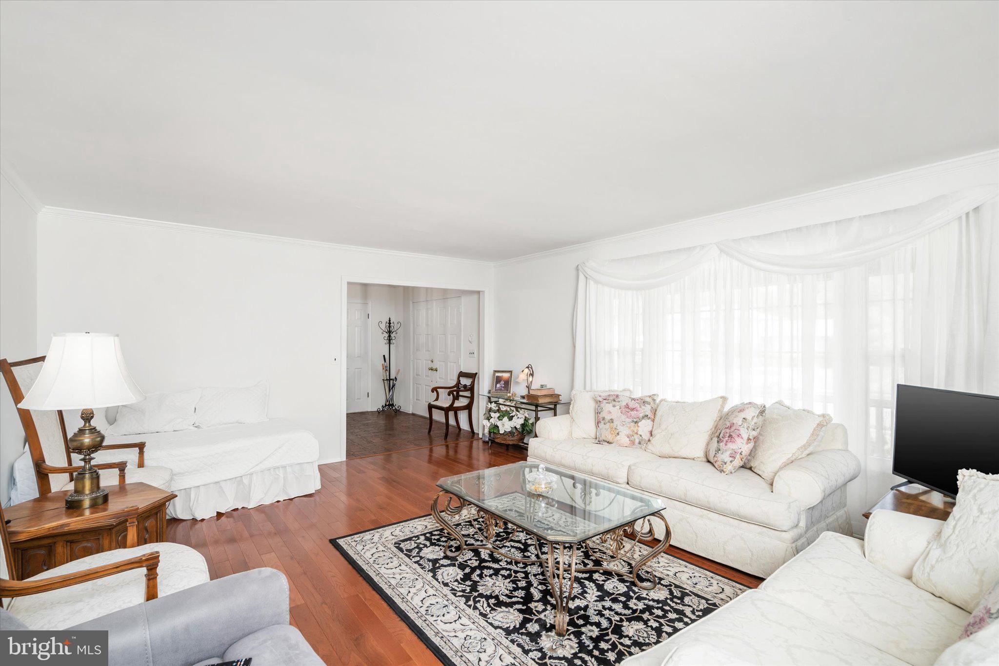 64 Peter Rafferty Drive Hamilton, NJ 08690 - Photo 6 of 32