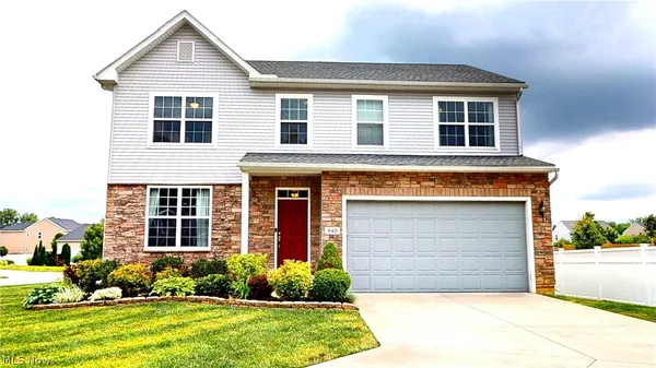 $459,900 | 940 Longitude Lane, Amherst, OH 44001