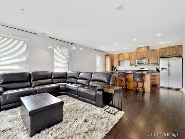 6950 Wolf Road, Unit 203 Indian Head Park, IL 60525 - Photo 2 of 15