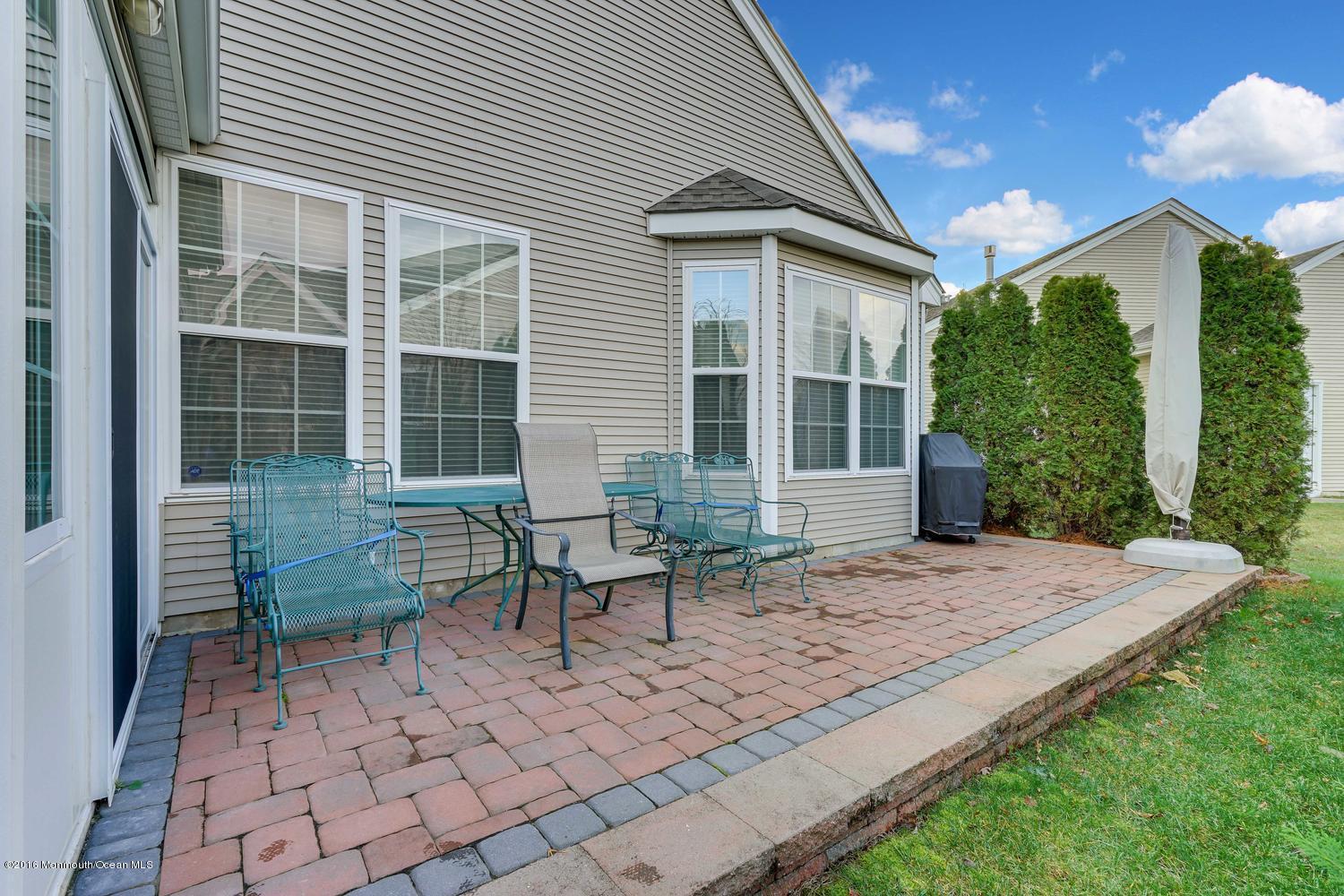 19 Edgewater Path Barnegat, NJ 08005 - Photo 25 of 26 19 Edgewater Path Barnegat NJ-large-031-