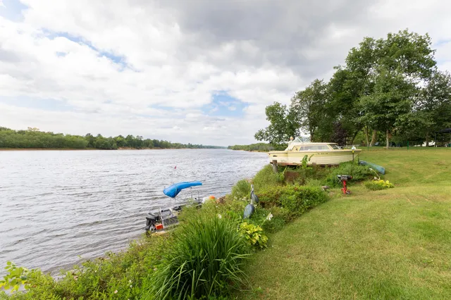 $479,500 | 2859 County Rd Z, Quincy, WI 53910