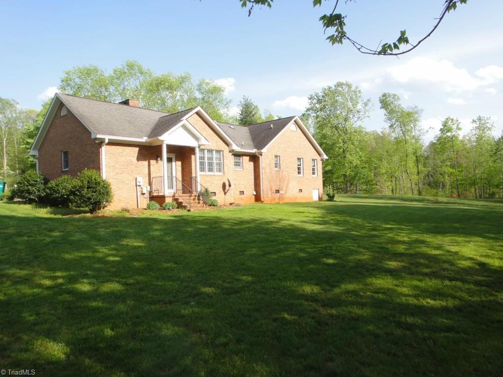 144 Rolling Road Madison, NC 27025 - Photo 14 of 18 Gallery Image 14