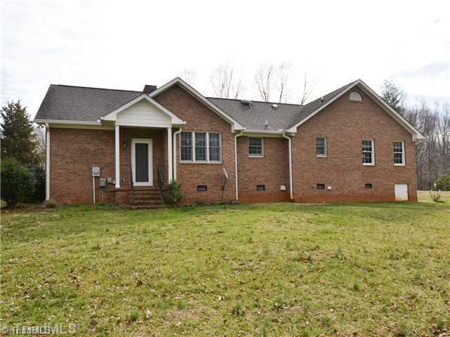 144 Rolling Road Madison, NC 27025 - Photo 15 of 18 Exterior Back.