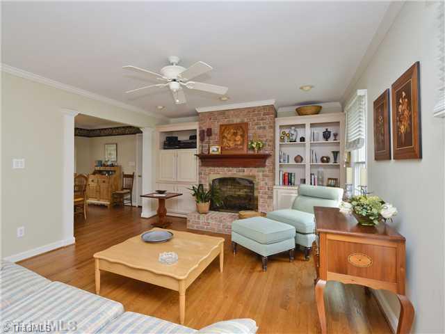 144 Rolling Road Madison, NC 27025 - Photo 5 of 18 Living Room.