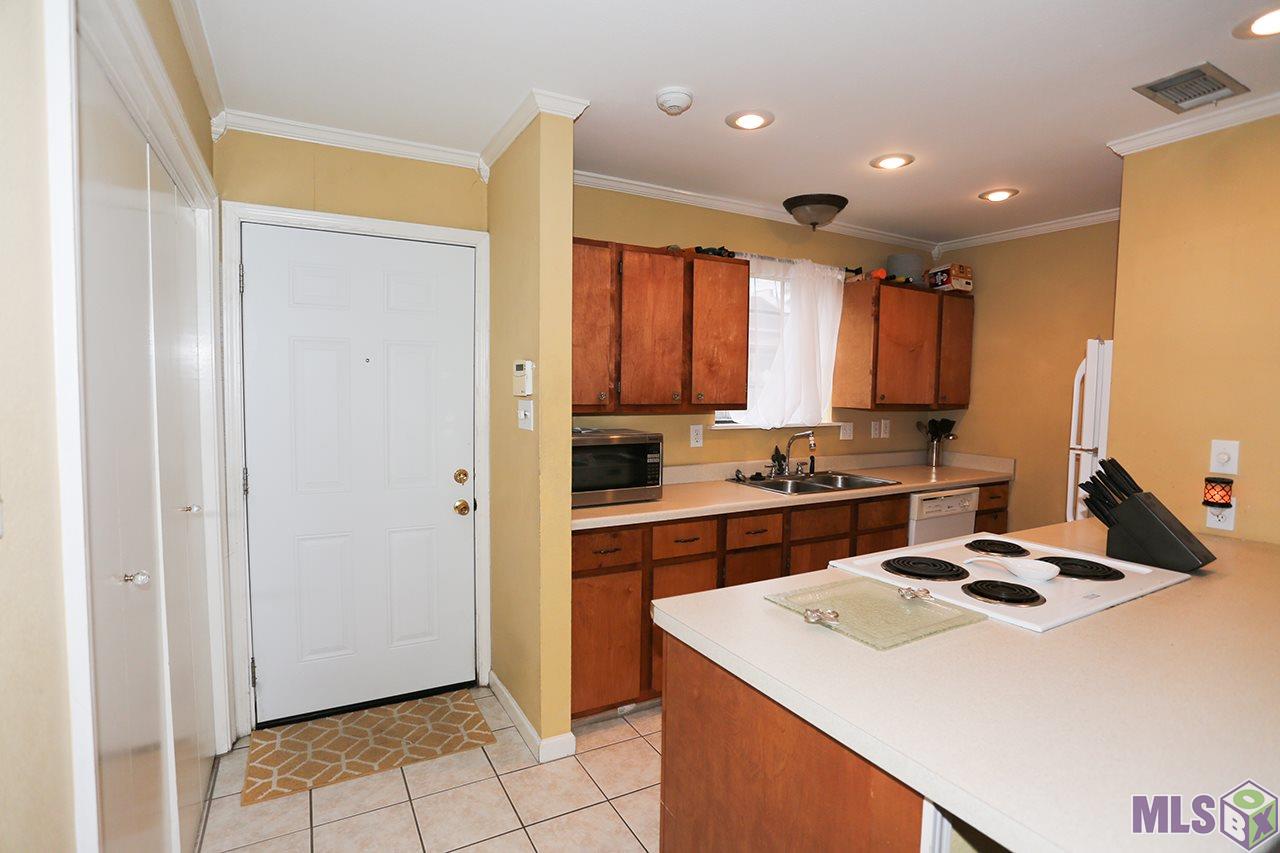 4410 Stumberg Lane Baton Rouge, LA 70816 - Photo 4 of 7