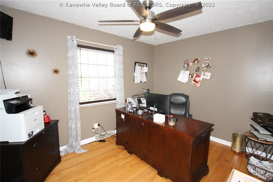 369 Eureka Road Charleston, WV 25314 - Photo 20 of 43 Gallery Image 20