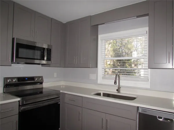 $1,725 | 1716 Twin Brooks Drive Southeast, Marietta, GA 30067