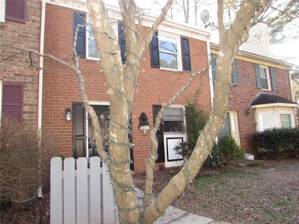 $1,725 | 1716 Twin Brooks Drive Southeast, Marietta, GA 30067