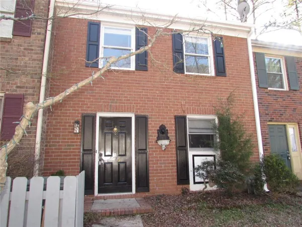 $1,725 | 1716 Twin Brooks Drive Southeast, Marietta, GA 30067