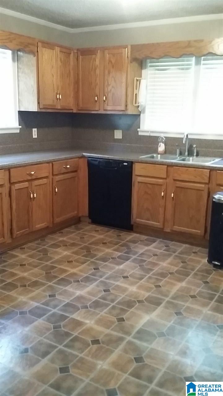 2426 Mcclellan Road Trafford, AL 35172 - Photo 4 of 11