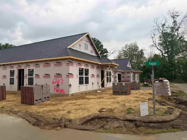 $275,000 | 6707 Palm Drive, Evansville, IN 47715