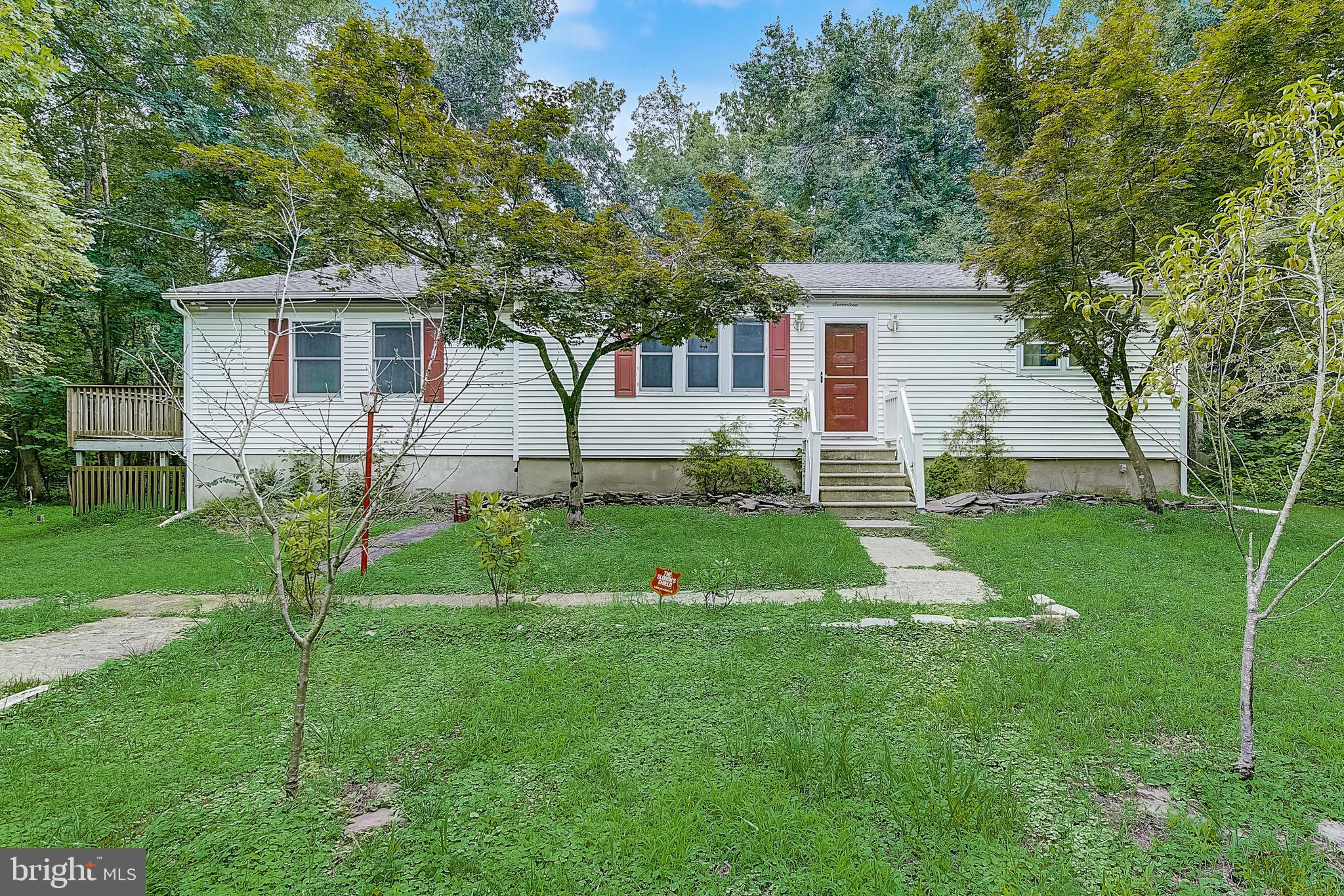 17 Signal Hill Road Pine Hill, NJ 08021 - Photo 3 of 28
