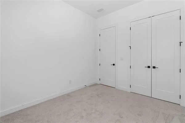 $569,900 | 6931 Scenic Overlook Trace, Flowery Branch, GA 30542