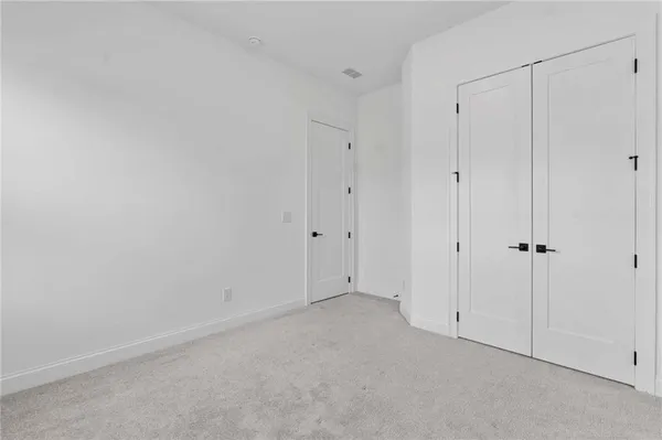 $569,900 | 6931 Scenic Overlook Trace, Flowery Branch, GA 30542