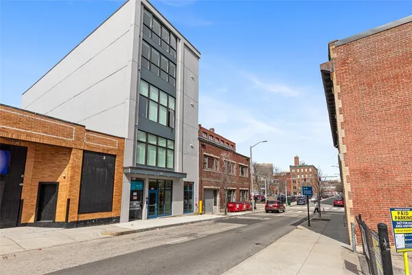 $2,050 | 71 Richmond Street, Unit 4A, Providence, RI 02903