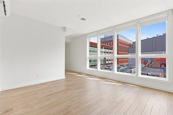 $2,050 | 71 Richmond Street, Unit 4A, Providence, RI 02903