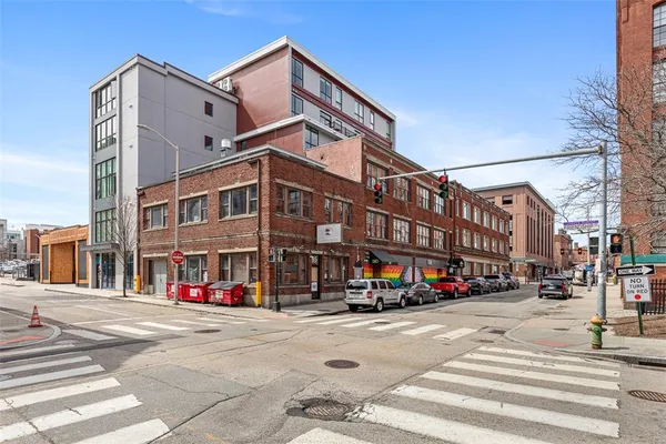 $2,050 | 71 Richmond Street, Unit 4A, Providence, RI 02903