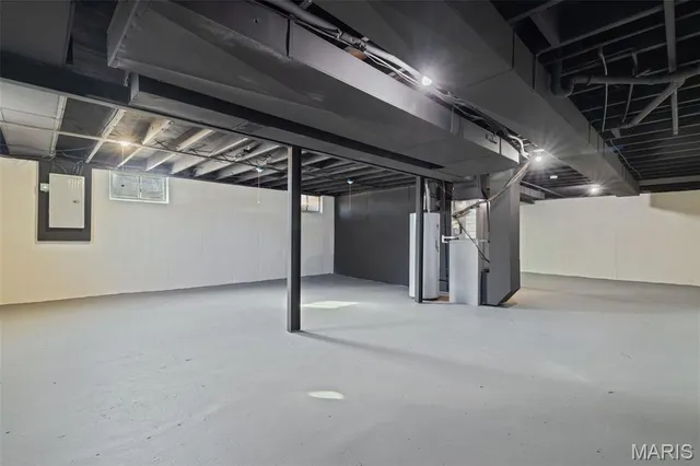 $1,950 | 1655 Fenmore Drive, Florissant, MO 63031