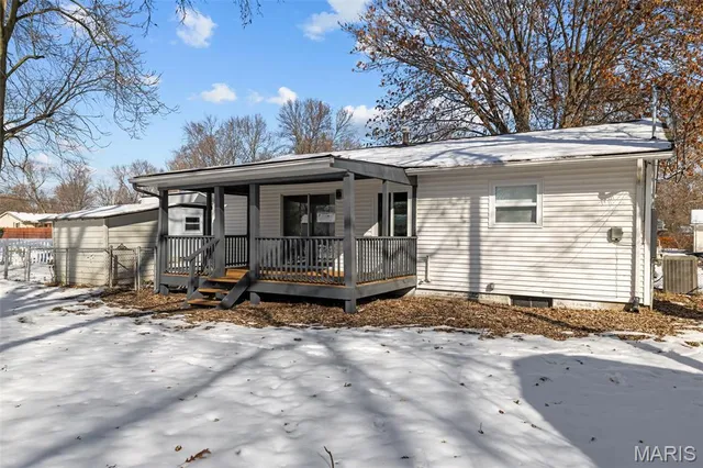 $1,950 | 1655 Fenmore Drive, Florissant, MO 63031