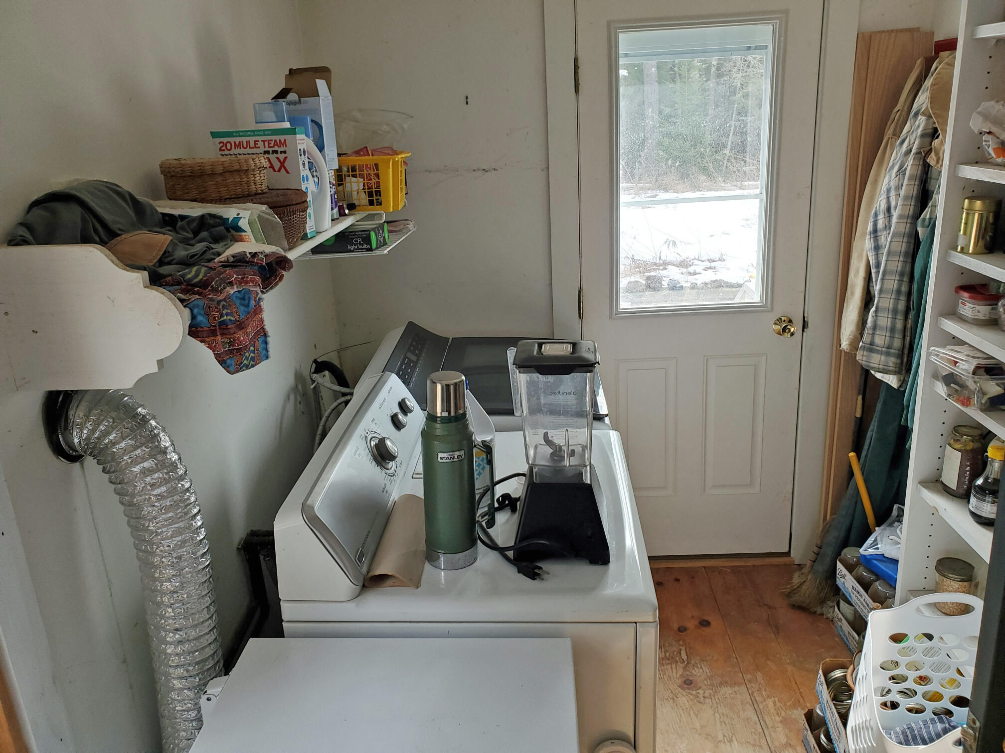 84 Sawyer's Island Road Boothbay, ME 04537 - Photo 10 of 10 laundry room