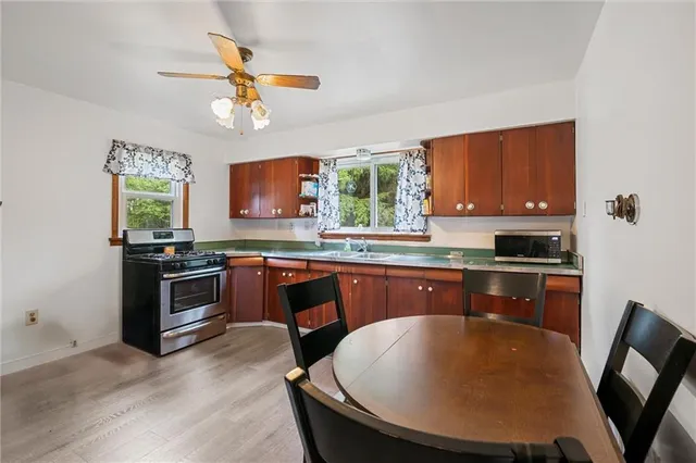 $265,000 | 1090-94 North Darby Road, Hermitage, PA 16148