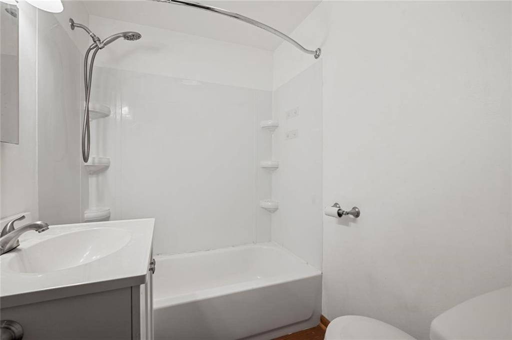 1090-94 North Darby Road Hermitage, PA 16148 - Photo 26 of 30