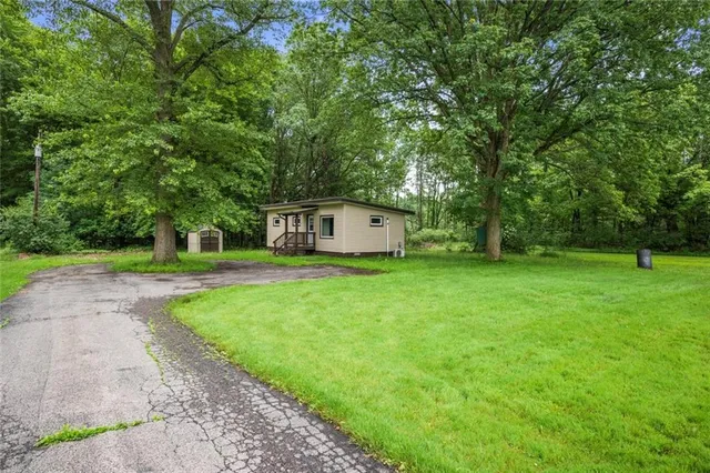 $265,000 | 1090-94 North Darby Road, Hermitage, PA 16148