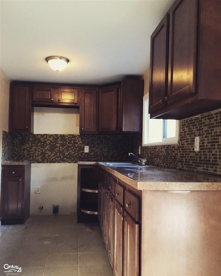 14866 East 10 Mile Road Warren, MI 48089 - Photo 3 of 5