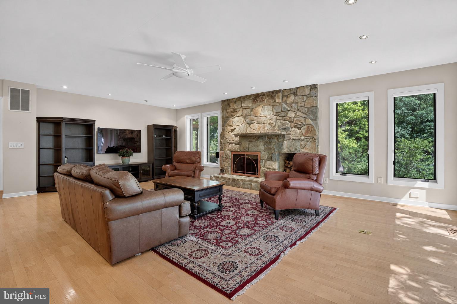 10801 Balantre Lane Potomac, MD 20854 - Photo 28 of 71