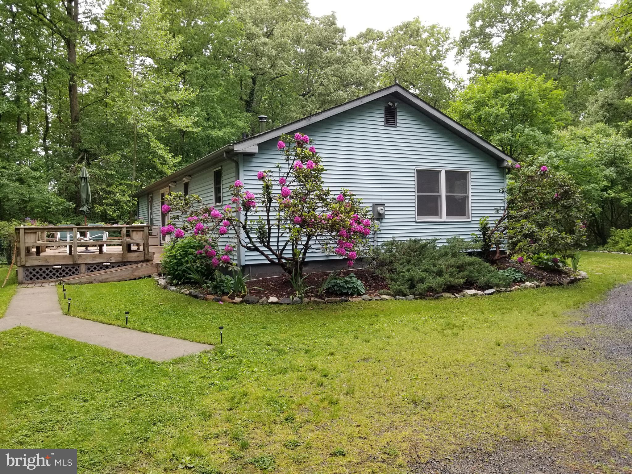 Side view of 3 bedroom house