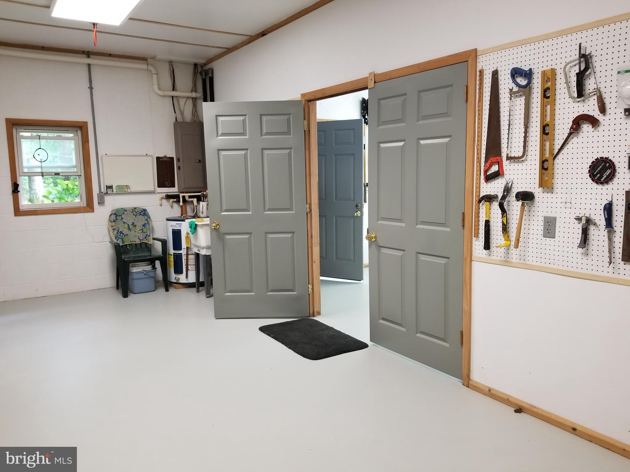 527 Money Road Townsend, DE 19734 - Photo 73 of 100 Double Doors to your workshop