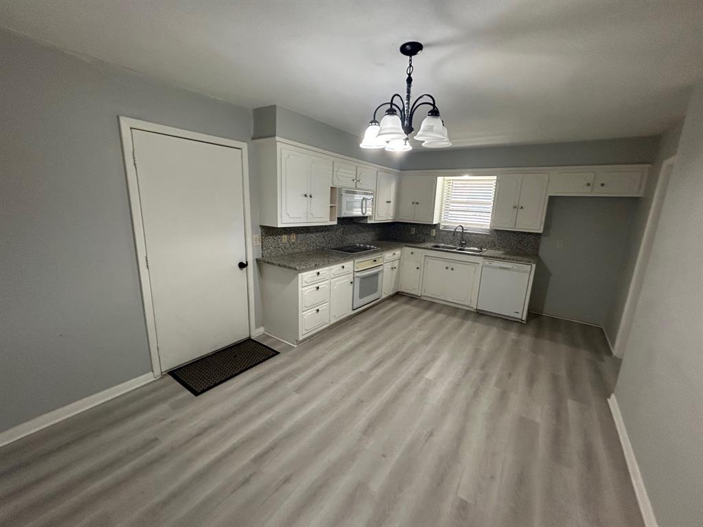 1735 14th Street Plano, TX 75074 - Photo 6 of 18