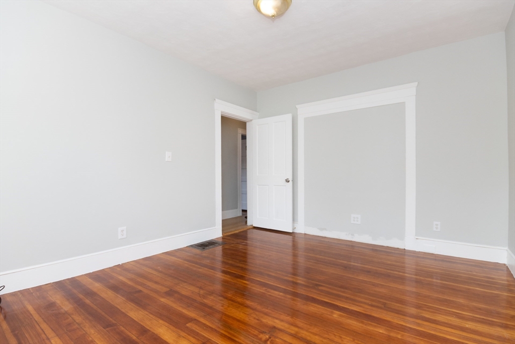 35 Torrey Street, Unit 3 Boston, MA 02124 - Photo 13 of 27